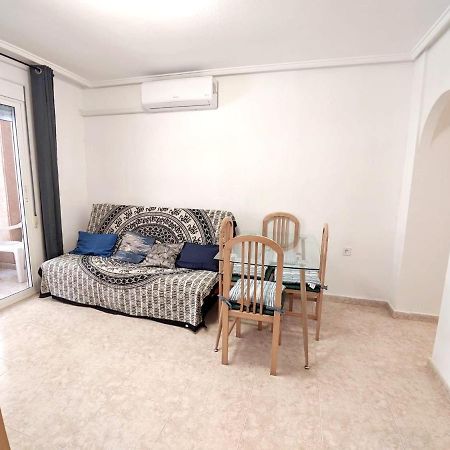 Modern Apartment 3Mins Walk To Playa Del Cura Beach Torrevieja Esterno foto